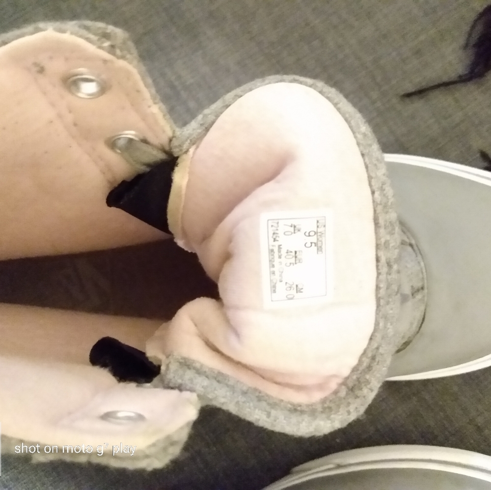 Vans Grey and Light Pink High Top Vans w/ Zipper - Picture 5 of 6